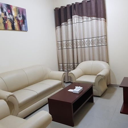 Raynor Hotel Apartments Fujairah Exterior photo
