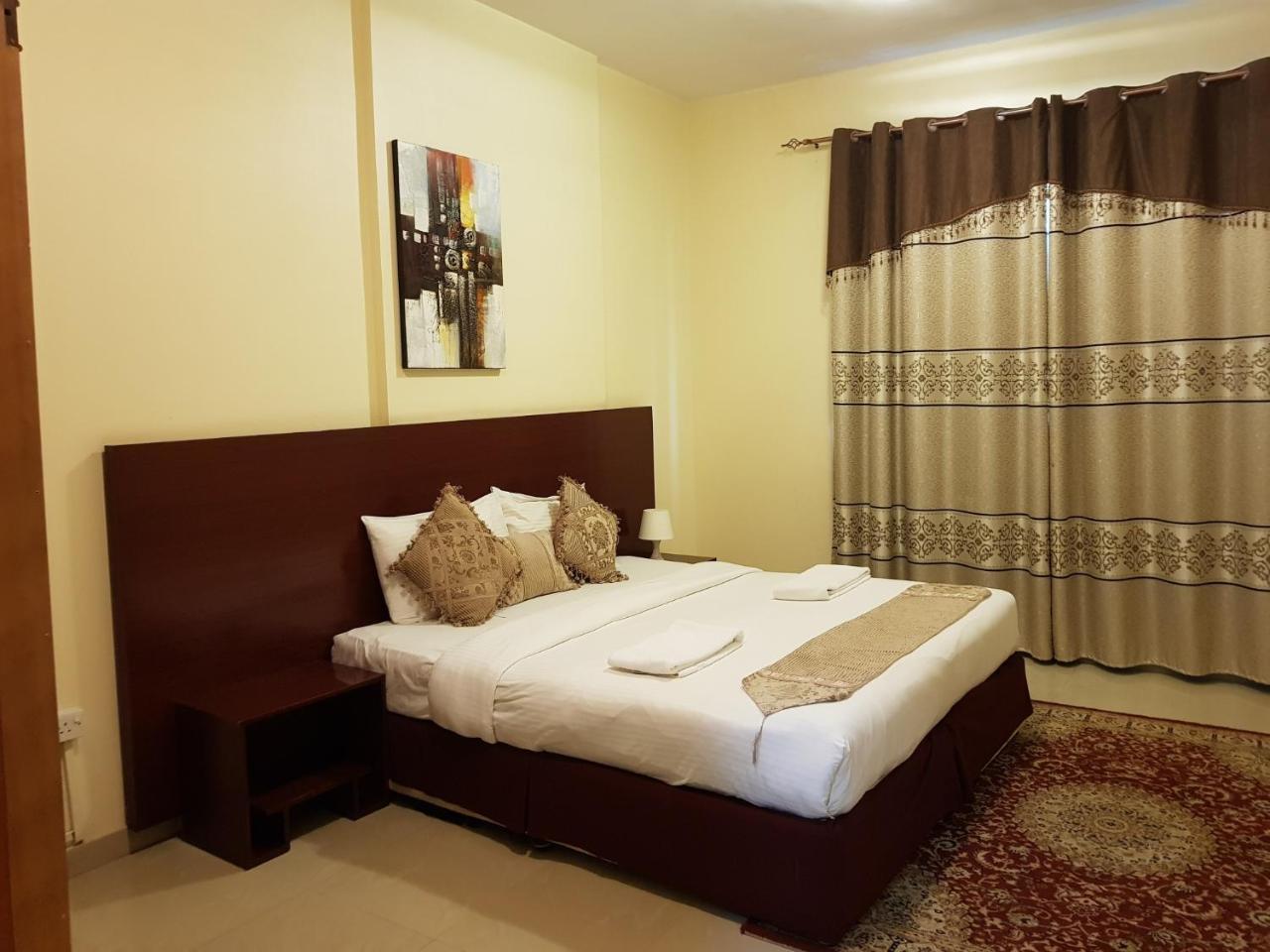 Raynor Hotel Apartments Fujairah Exterior photo